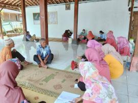kegiatan Posbindu dan screening kesehatan oleh UPT puskesmas Karangmojo 1 di Padukuhan se-Kalurahan 