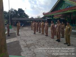 KOORDINASI RUTIN DAN APEL  PAGI HARI SENIN 25 AGUSTUS 2025 DI KALURAHAN KARANGMOJO