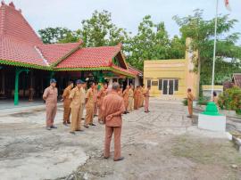 KOORDINASI RUTIN DAN APEL  PAGI HARI SENIN 01 DESEMBER 2025 DI KALURAHAN KARANGMOJO